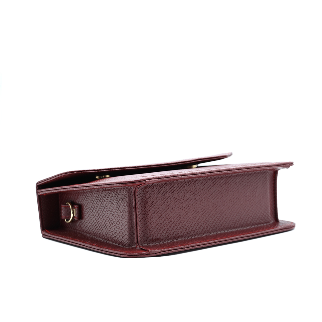 Reglan Crossbody Bag - Maroon