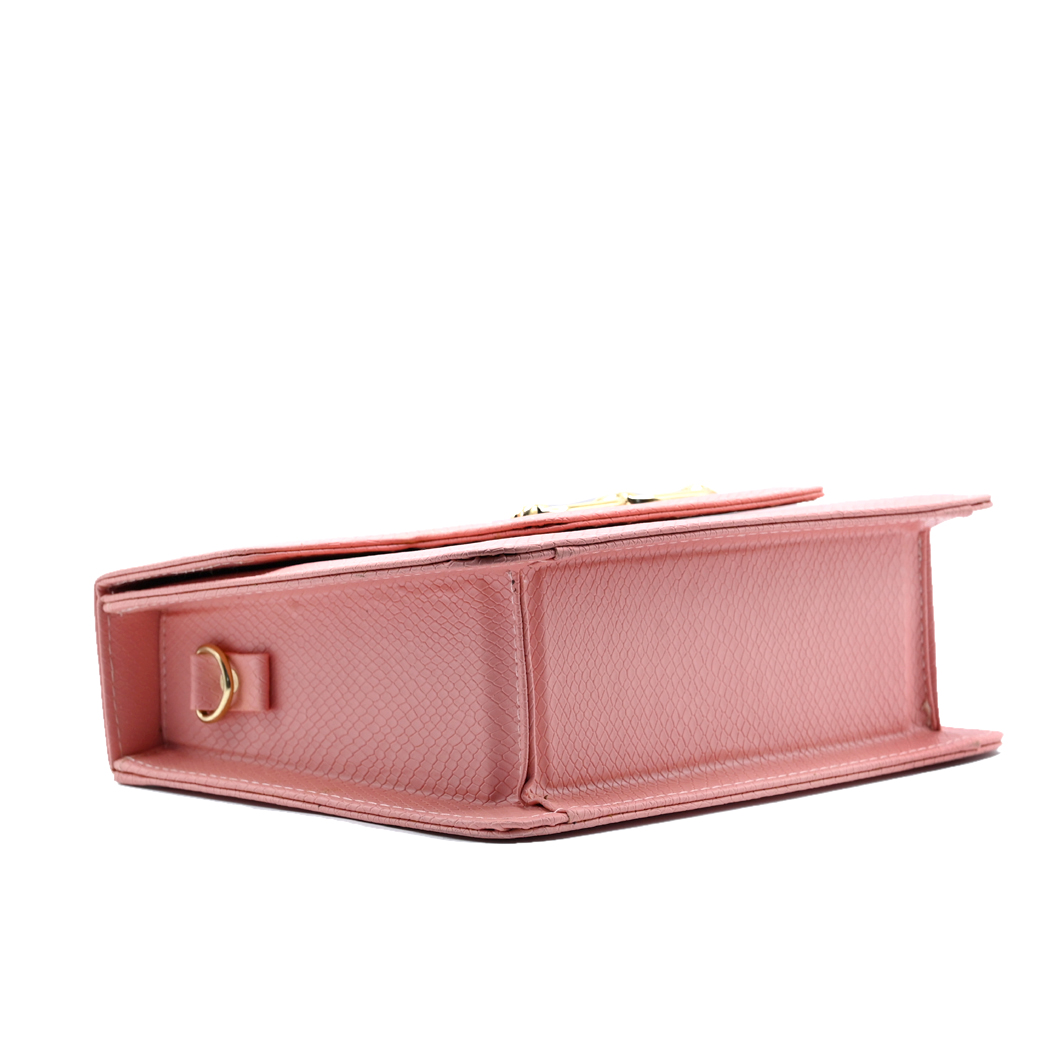 Lustre Pearl Tote – Elegant Pink Handbag with Pearl Handle